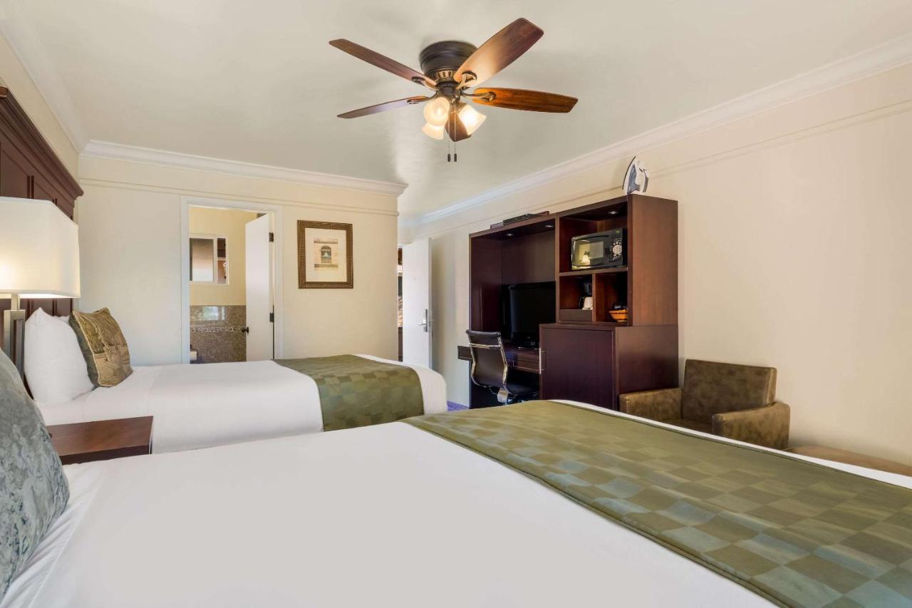 Clarion Collection Carmel Oaks Inn Exteriér fotografie