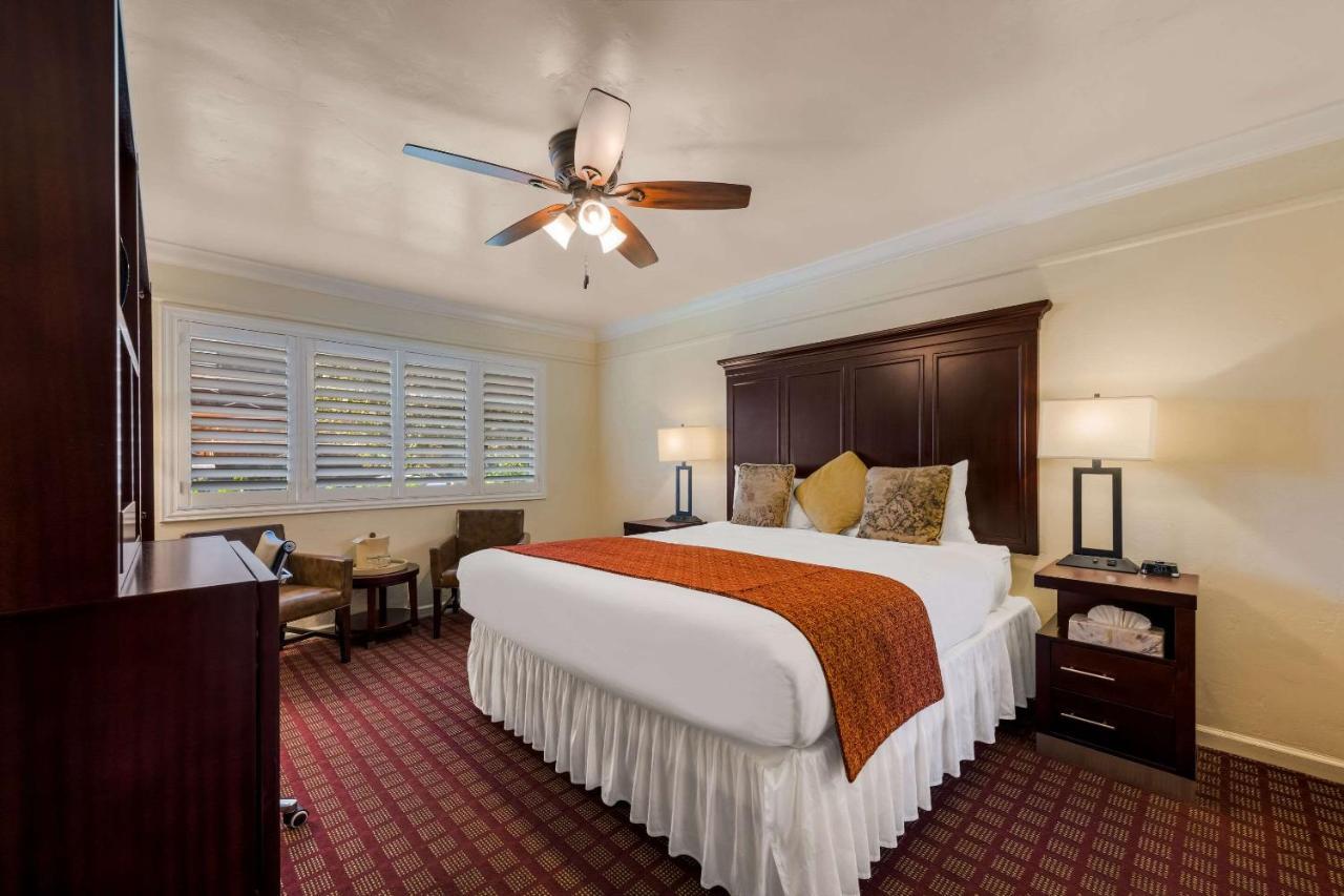 Clarion Collection Carmel Oaks Inn Exteriér fotografie