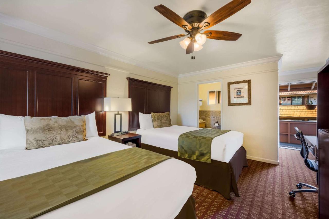 Clarion Collection Carmel Oaks Inn Exteriér fotografie