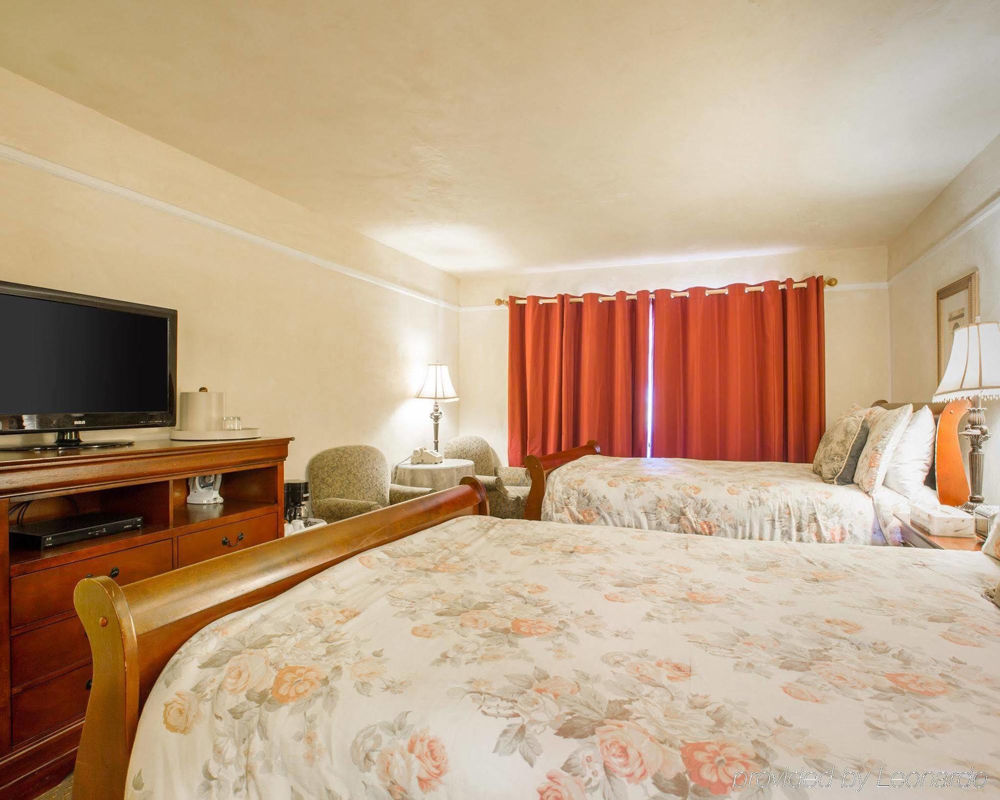 Clarion Collection Carmel Oaks Inn Exteriér fotografie