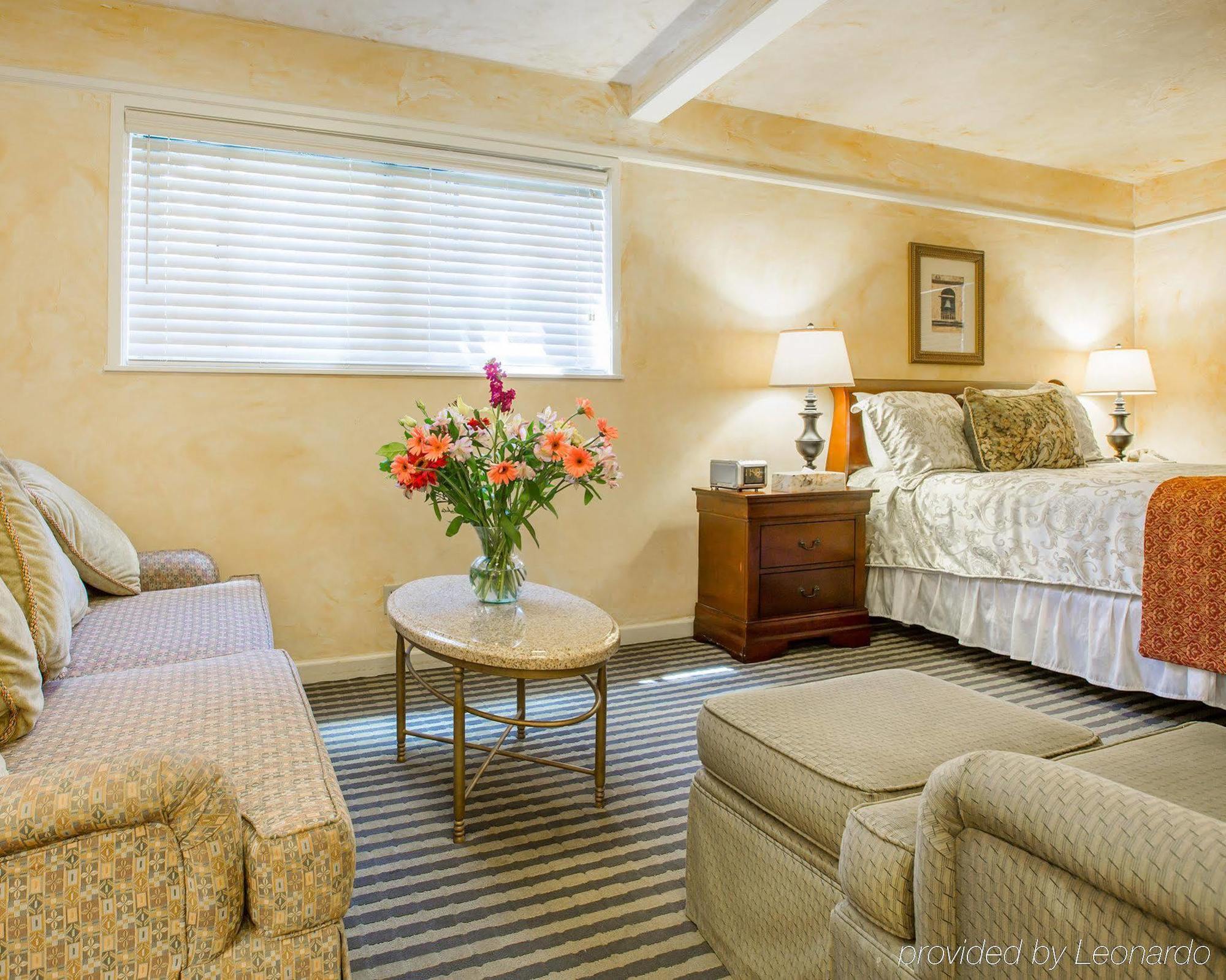 Clarion Collection Carmel Oaks Inn Exteriér fotografie