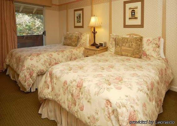 Clarion Collection Carmel Oaks Inn Exteriér fotografie